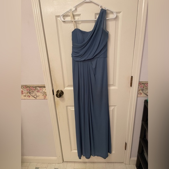 David’s Bridal Formal/Bridesmaids dress - Picture 1 of 5